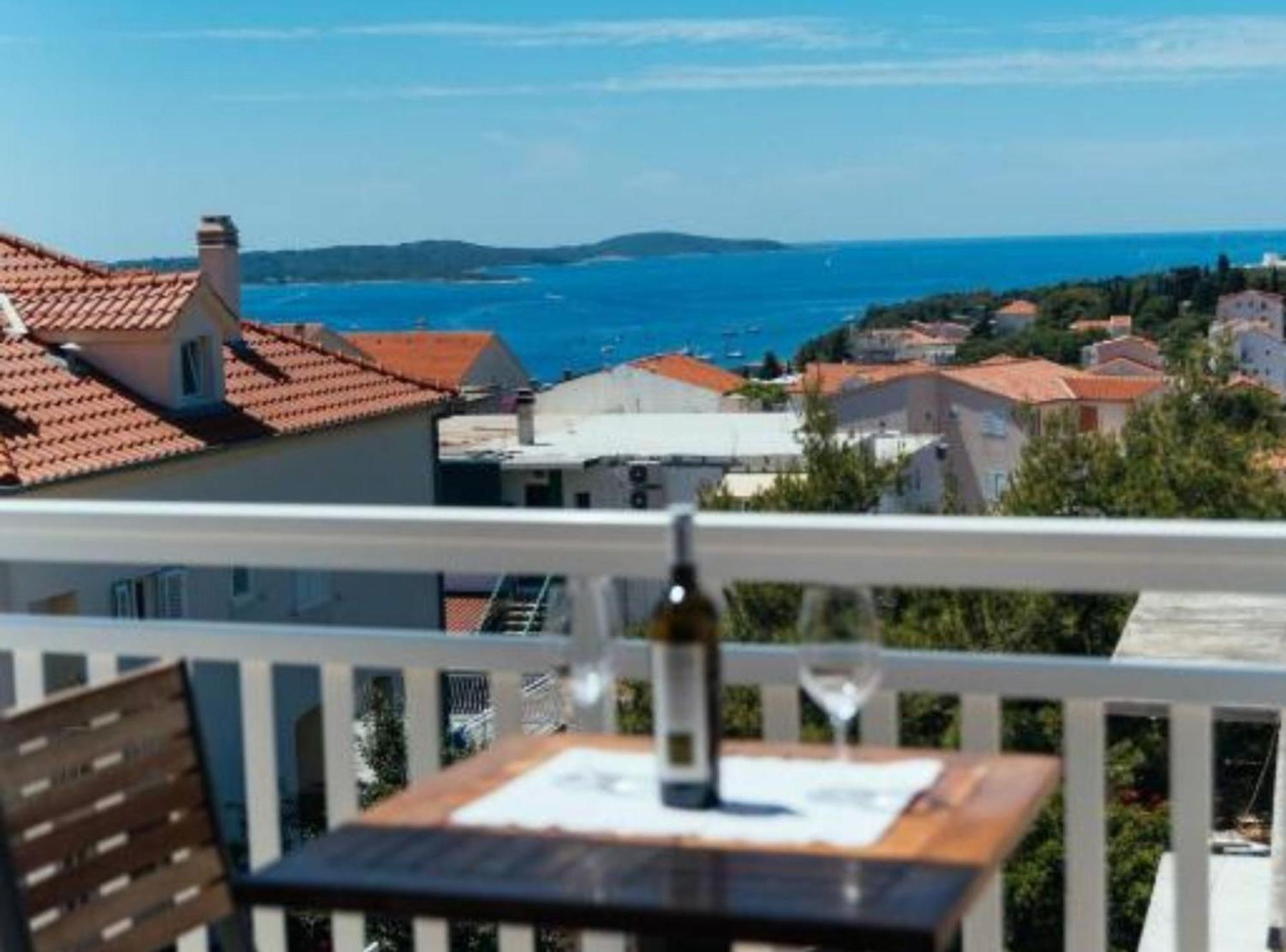 Apartments Trogrlic Hvar Town Camera foto